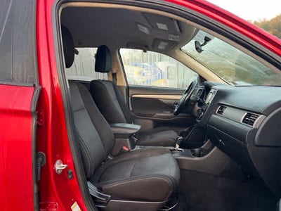 2016 Mitsubishi Outlander SE