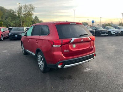 2016 Mitsubishi Outlander SE