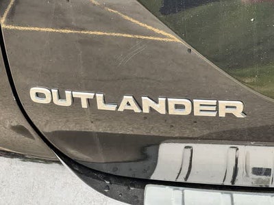 2022 Mitsubishi Outlander ES 2.5 S-AWC