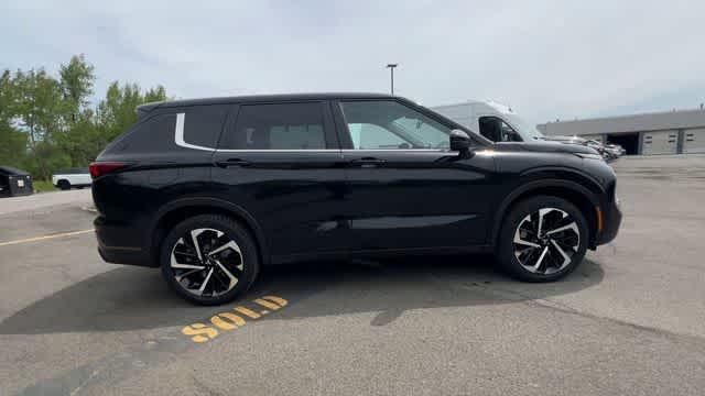 2022 Mitsubishi Outlander ES 2.5 S-AWC