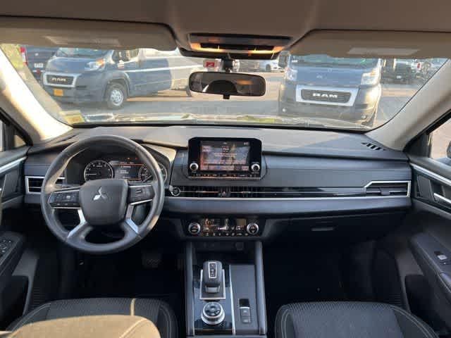 2022 Mitsubishi Outlander ES 2.5 S-AWC