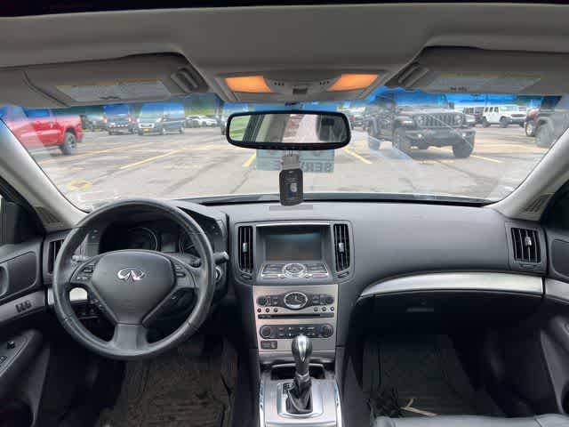 2013 INFINITI G37x x