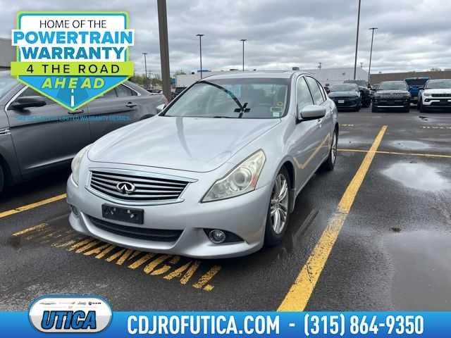 2013 INFINITI G37x x