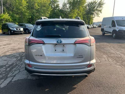 2018 Toyota RAV4 Hybrid XLE