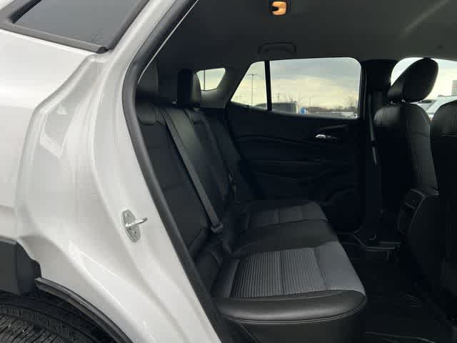 2024 Chevrolet Trax FWD LT