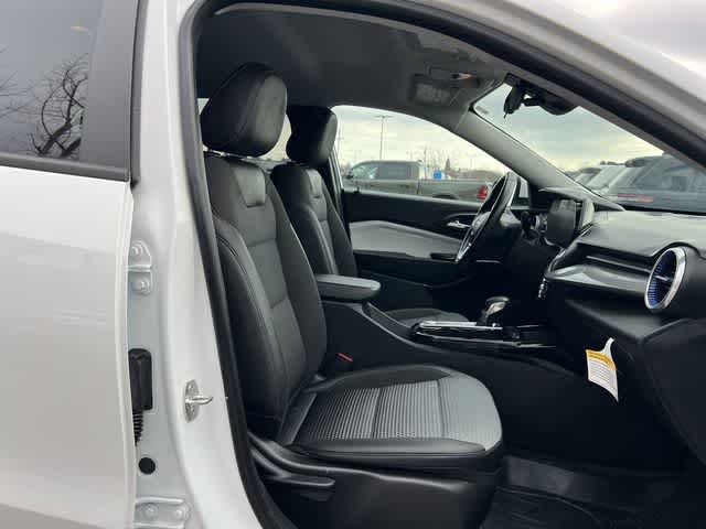 2024 Chevrolet Trax FWD LT