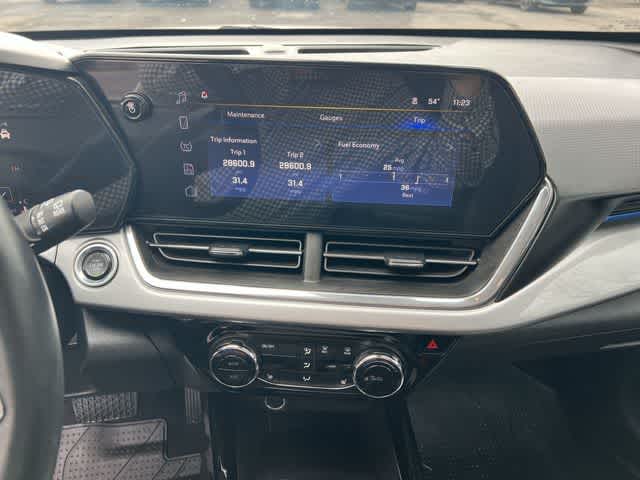 2024 Chevrolet Trax FWD LT