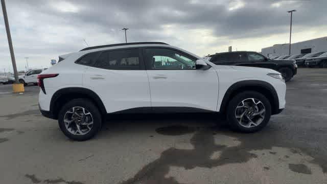 2024 Chevrolet Trax FWD LT