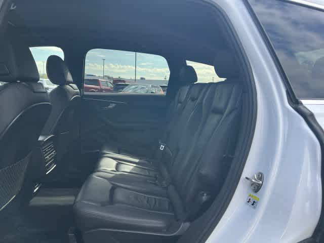 2021 Audi Q7 Premium Plus 55 TFSI quattro Tiptronic