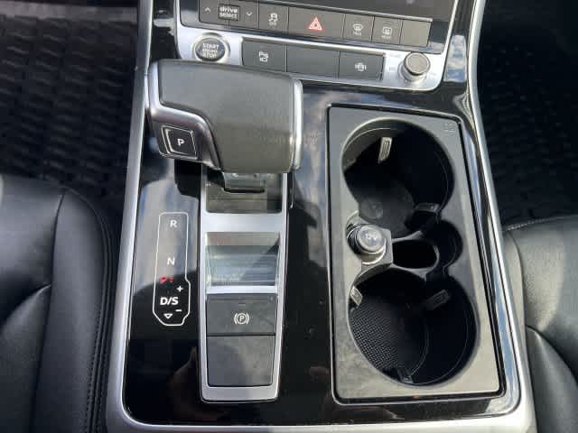 2021 Audi Q7 Premium Plus 55 TFSI quattro Tiptronic