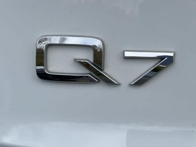 2021 Audi Q7 Premium Plus 55 TFSI quattro Tiptronic