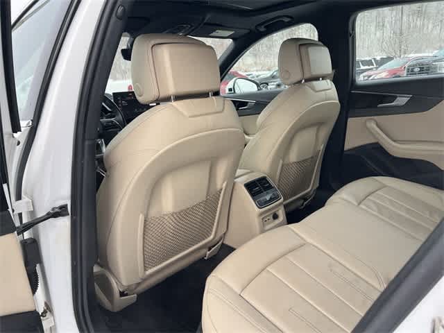 2021 Audi A4 Premium Plus 45 TFSI S line quattro S tronic