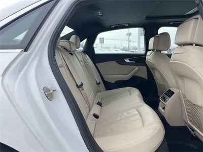 2021 Audi A4 Premium Plus 45 TFSI S line quattro S tronic