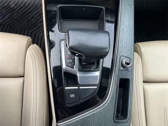 2021 Audi A4 Premium Plus 45 TFSI S line quattro S tronic