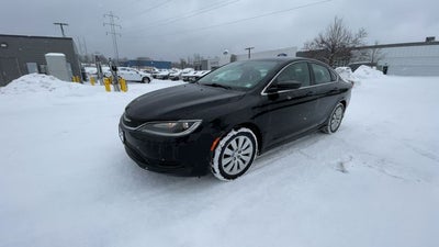 2015 Chrysler 200 LX