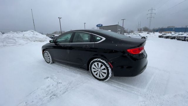 2015 Chrysler 200 LX