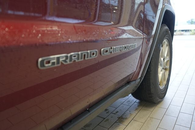 2020 Jeep Grand Cherokee Laredo E