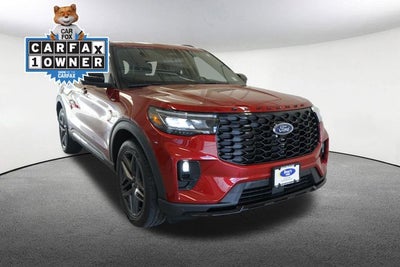 2025 Ford Explorer ST-Line