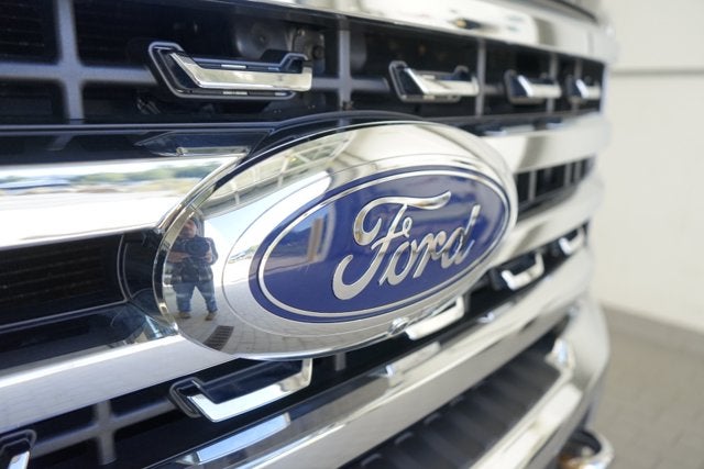 2023 Ford F-350SD Lariat