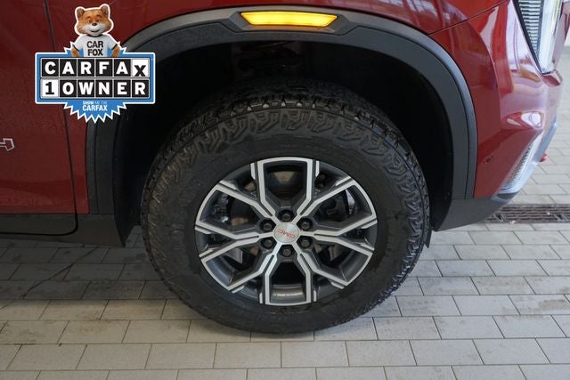 2024 GMC Acadia AT4