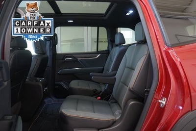 2024 GMC Acadia AT4