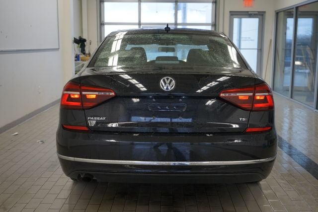 2019 Volkswagen Passat 2.0T Wolfsburg