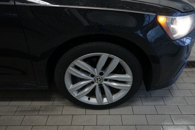 2019 Volkswagen Passat 2.0T Wolfsburg