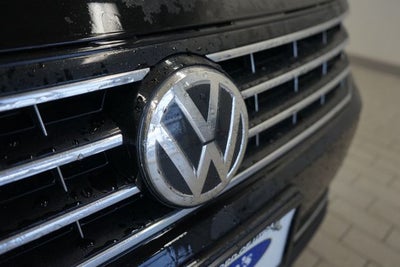 2019 Volkswagen Passat 2.0T Wolfsburg