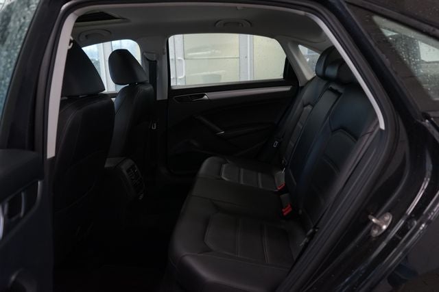 2019 Volkswagen Passat 2.0T Wolfsburg