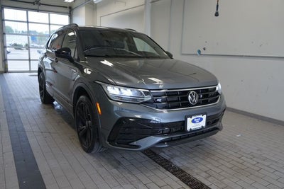 2024 Volkswagen Tiguan 2.0T SE R-Line Black