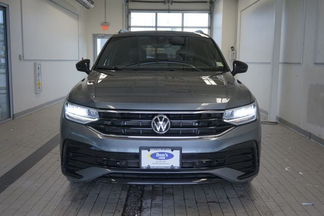 2024 Volkswagen Tiguan 2.0T SE R-Line Black