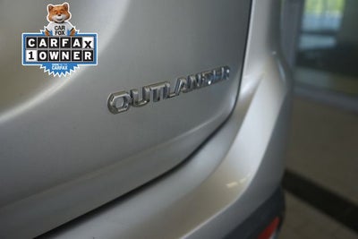2018 Mitsubishi Outlander ES