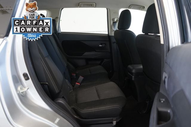 2018 Mitsubishi Outlander ES