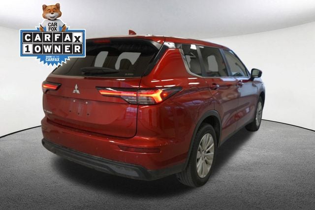 2025 Mitsubishi Outlander ES