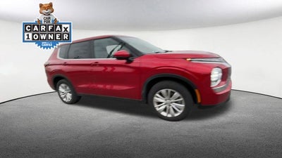 2025 Mitsubishi Outlander ES