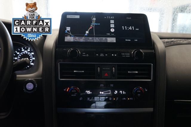 2024 INFINITI QX80 LUXE