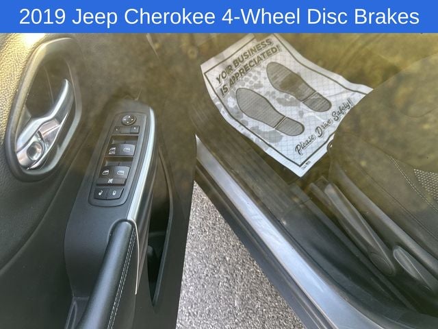 2019 Jeep Cherokee Latitude