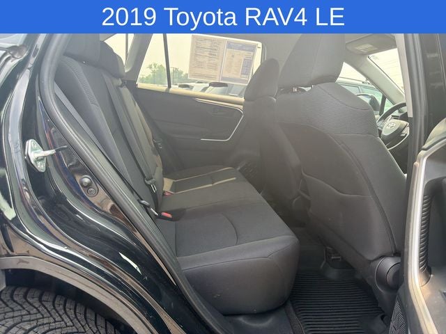 2019 Toyota RAV4 LE