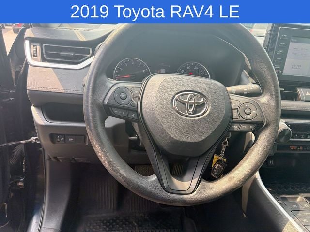 2019 Toyota RAV4 LE