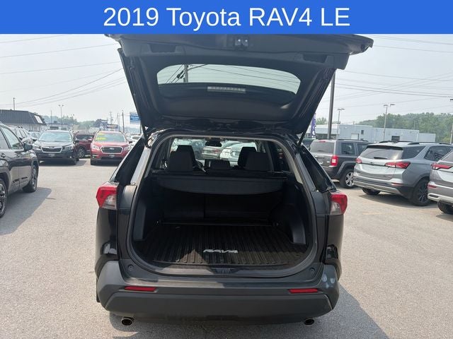 2019 Toyota RAV4 LE