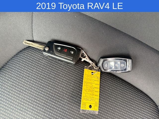 2019 Toyota RAV4 LE