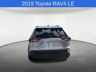 2019 Toyota RAV4 LE