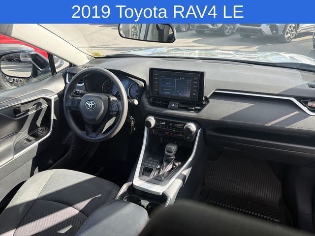2019 Toyota RAV4 LE