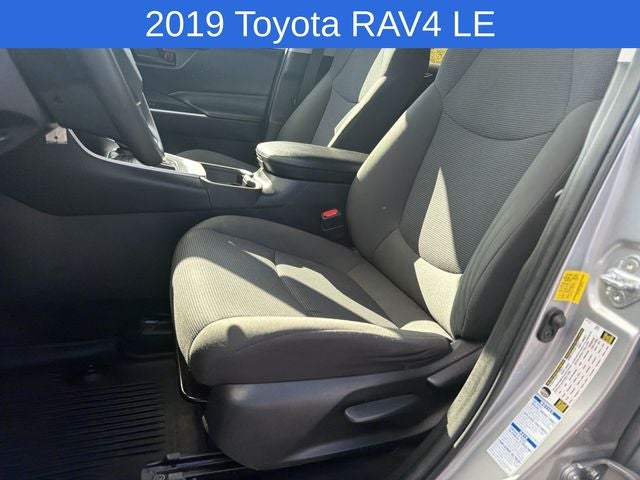 2019 Toyota RAV4 LE