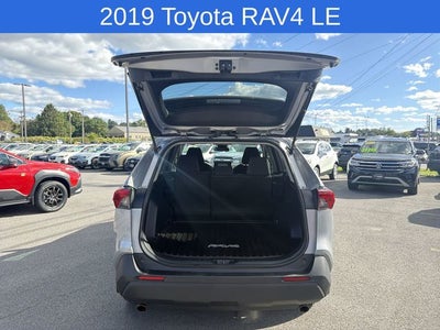 2019 Toyota RAV4 LE