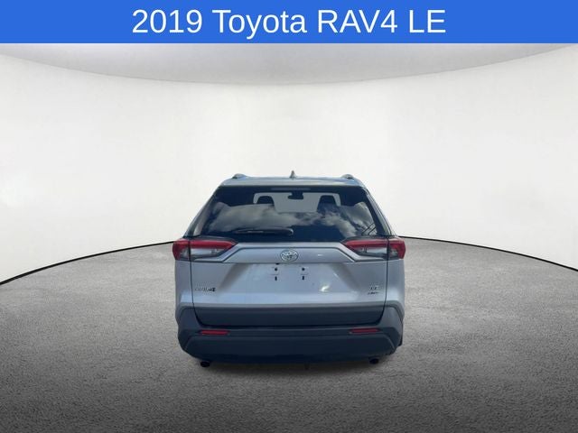 2019 Toyota RAV4 LE