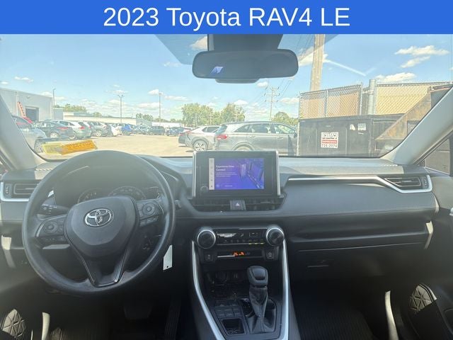 2023 Toyota RAV4 LE