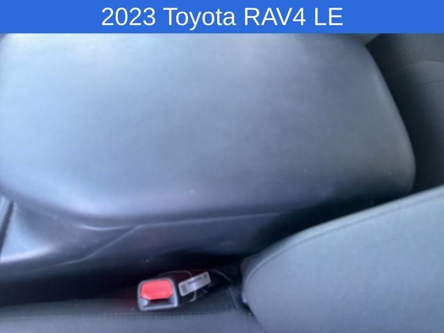 2023 Toyota RAV4 LE
