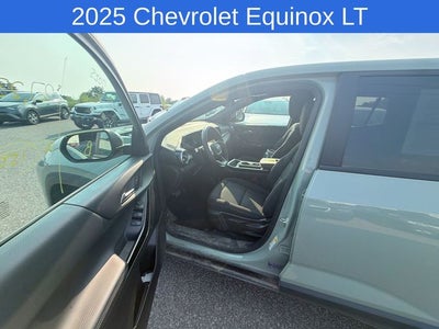 2025 Chevrolet Equinox LT