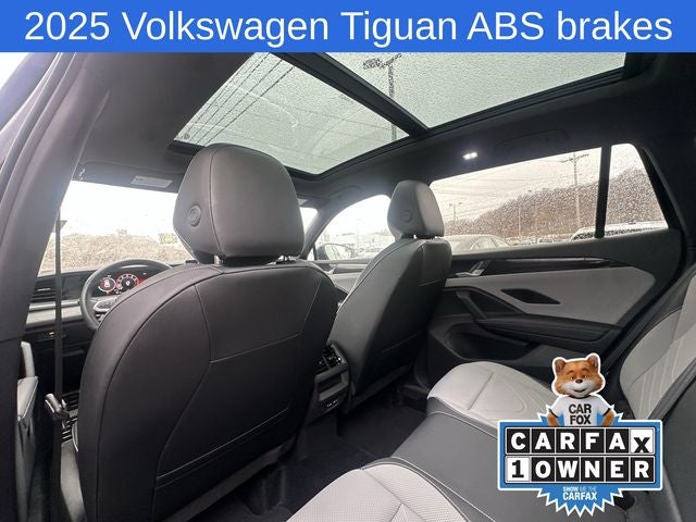 2025 Volkswagen Tiguan 2.0T SE R-Line Black